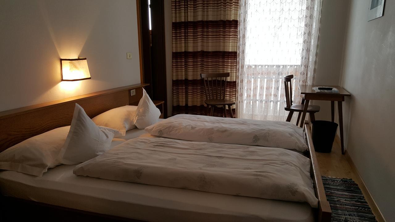 Hotel Pension Moarhof Vallarga Exterior photo